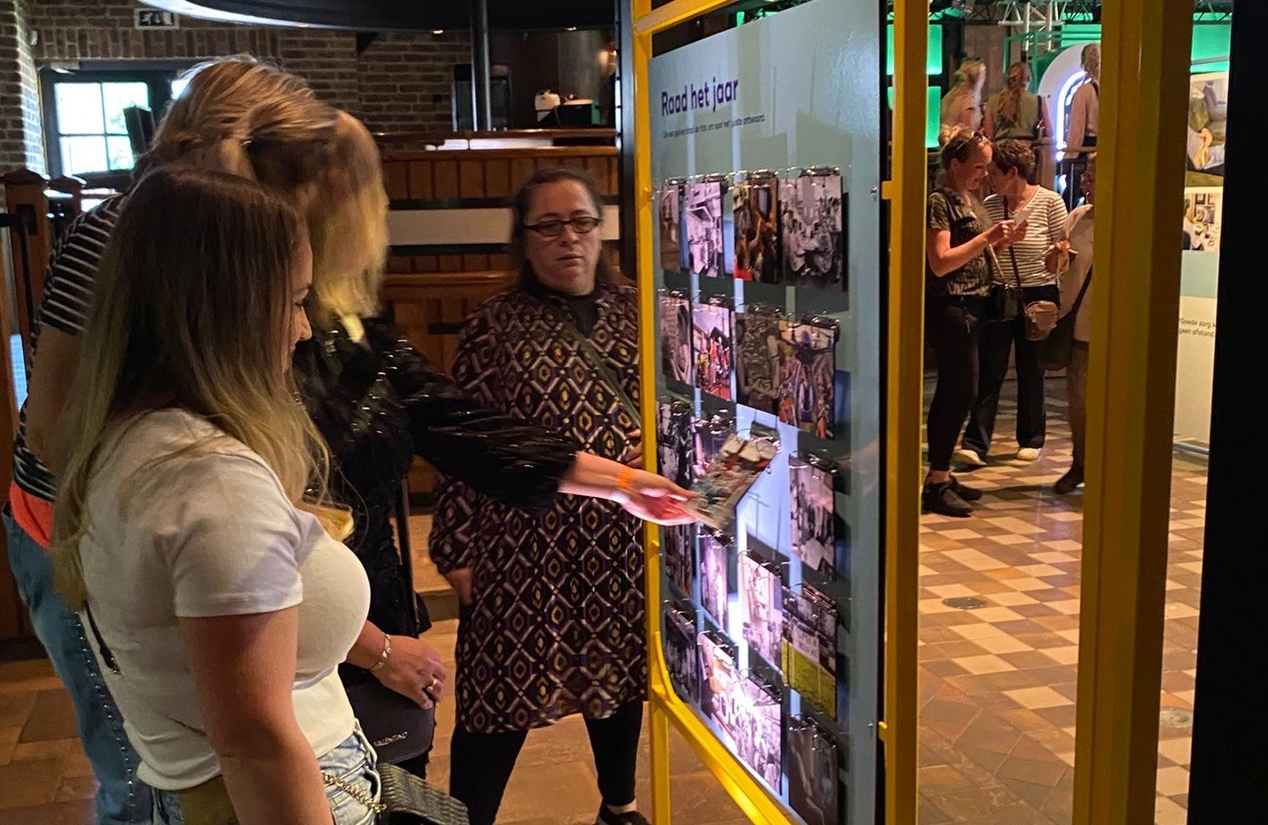 Expositie handboek raad het jaar